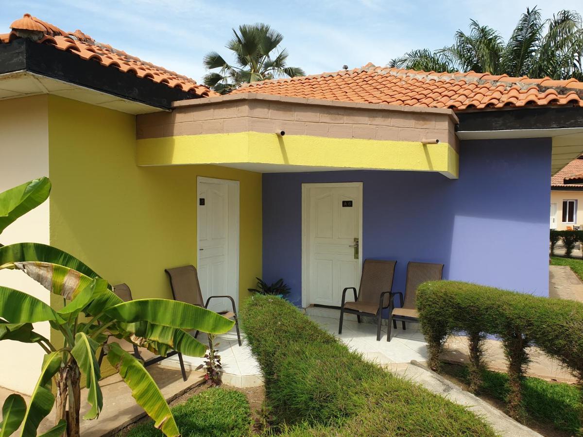 Djeliba Resort Serrekunda Habitación foto